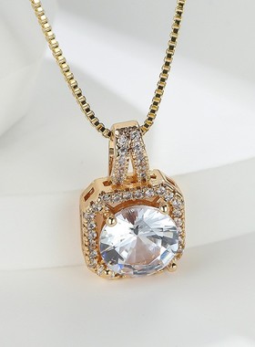 新款跨境爆款 四爪白色圆钻项链 复古高级感微镶满钻锆石方形饰品