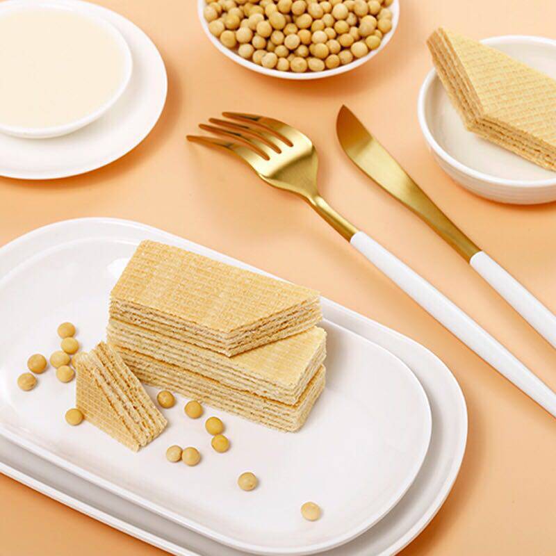 新款四种口味日本零食进口威化饼干 万国鲜美食品威化饼干