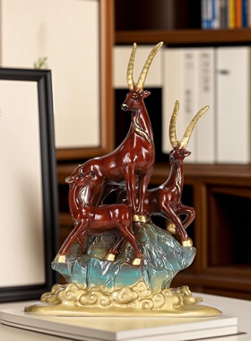 三阳开泰生肖中式风商务装饰品