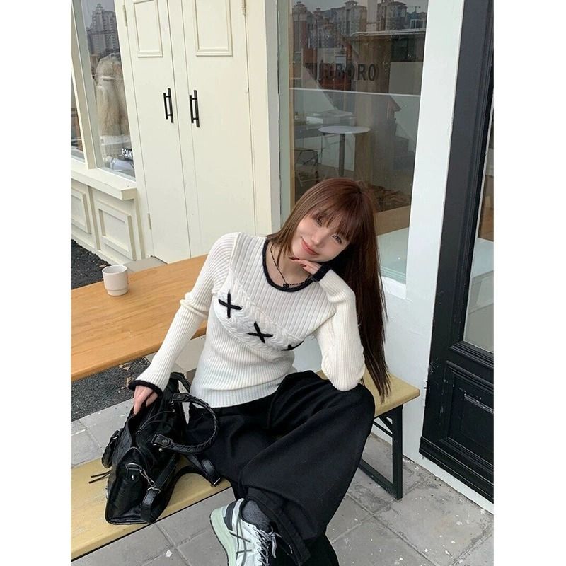 设计感小众内搭气质毛衣女秋冬季长袖修身显瘦外穿针织打底衫上衣 - 图1