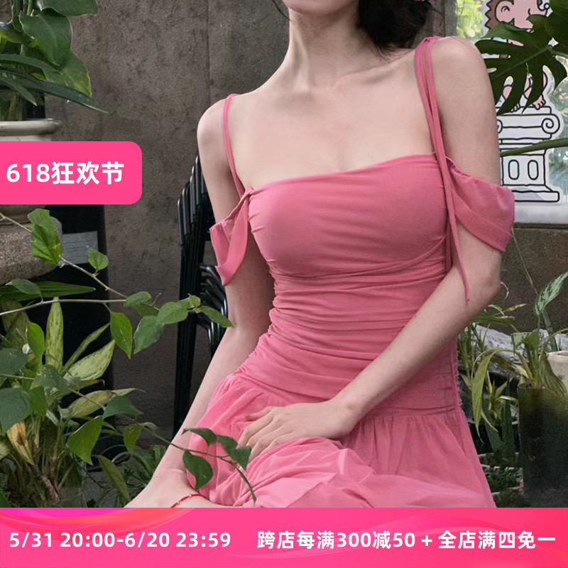 KINGGIRL甜妹度假风系带褶皱粉色吊带裙收腰显瘦系带网纱气质长裙 - 图0