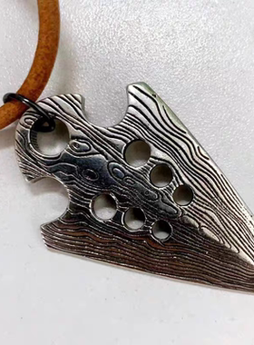 维京北欧海盗风大马士革个性箭簇项链吊坠手工锻打男士钛合金周边