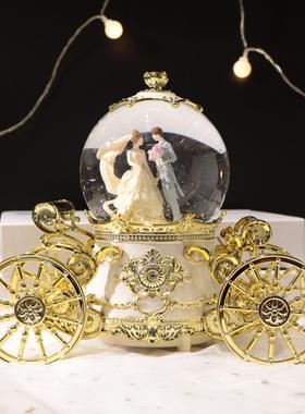 婚礼马车大号水晶球音乐盒厂家直销 婚庆礼品新婚卧室灯光装饰品
