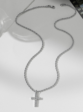 满钻十字男士项链钛钢合金百搭男款链子配饰嘻哈痞帅男生饰品