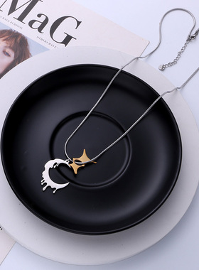 复古钛钢黑色方牌拼接项链小众设计高级感男潮字母吊坠嘻毛衣链