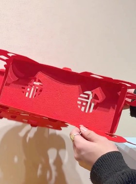 小马桌上摆，年味早早来~