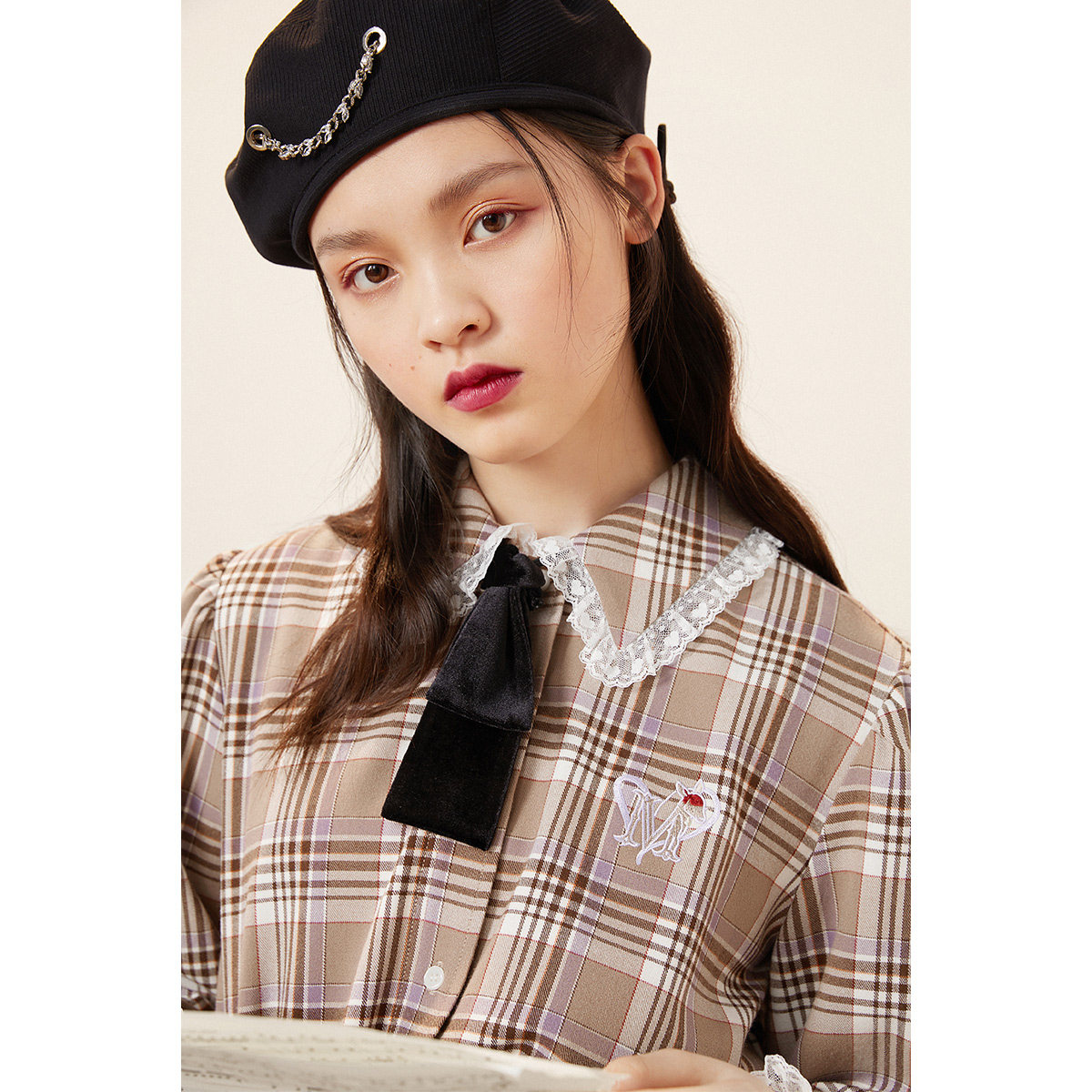 太平鸟女装复古格纹2020秋装衬衫 太平鸟慕淳衬衫