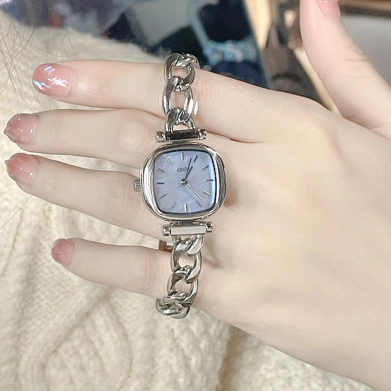 法国小众女轻奢女款学生瑞士小方表 迪洛希国产腕表