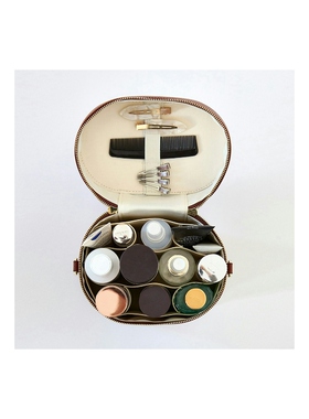 ETOILE COLLECTIVE Oval Toiletry Case 棕色REVOLVE小众新款