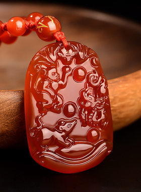 天然红玛瑙生肖三合猴鼠龙吊坠