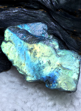 冰种灰月光拉长石冰糖体蓝彩光