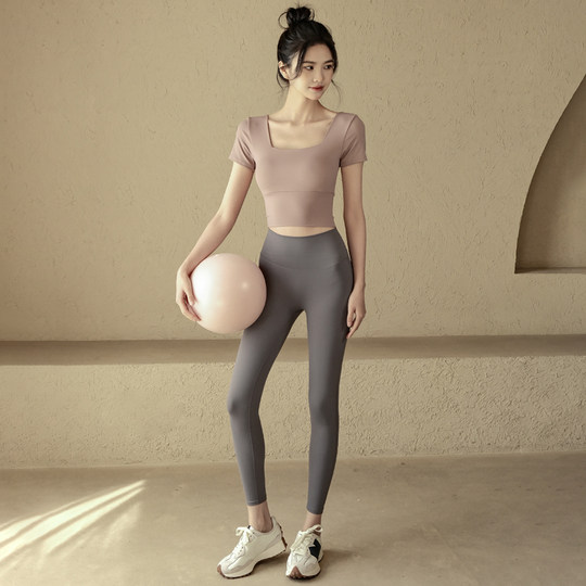 Ackdcs带胸垫瑜伽服短袖女夏普拉提训练健身上衣专业跑步运动T恤