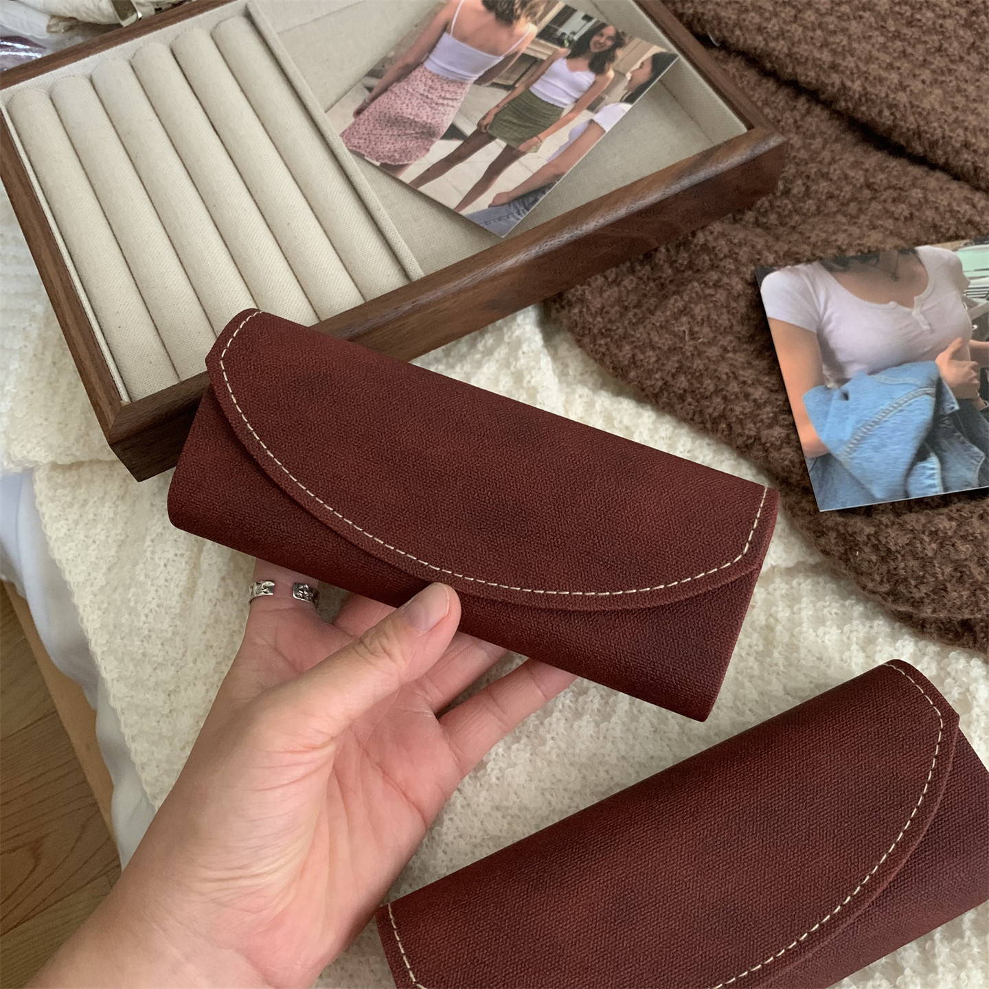 高级感复古红色眼镜盒日系防尘学生便携轻便近视太阳镜墨镜收纳盒,淘宝优惠券,粉丝福利购,淘宝优惠卷