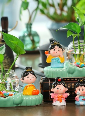 速发创意可爱唐仕办公室桌位工装客厅玄关茶桌博古架房间面饰小摆