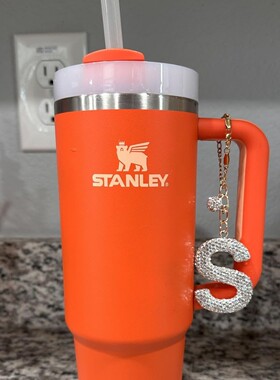 镶钻英文字母Stanley汽车水杯链条满钻钻球字母挂件吊坠