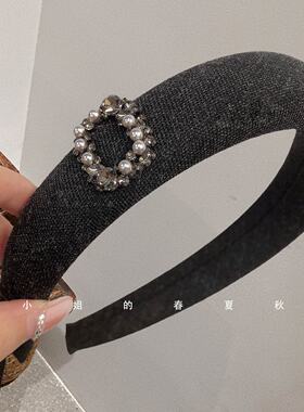 韩国轻奢灰色布艺水钻发箍女高级感珍珠圆环复古宽边日常通勤头箍