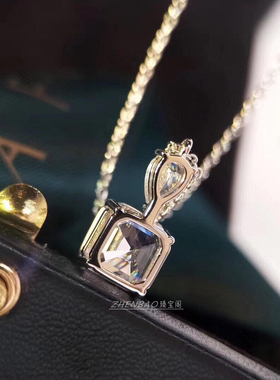 V金方形阿斯切公主方钻锁骨链