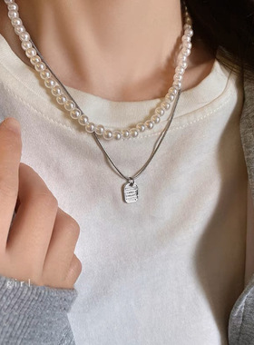 秋日の温柔感双层叠戴珍珠毛衣链女秋冬项链轻奢小众设计感锁骨链