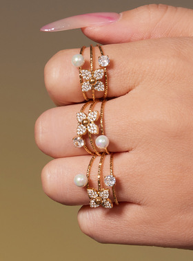 方糖气质轻奢小众四叶草花朵吊坠