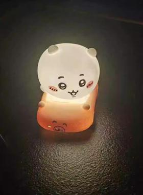 Chiikawa自嘲熊吉伊卡哇小夜灯摆件卧室床头台灯儿童房卡通氛围灯