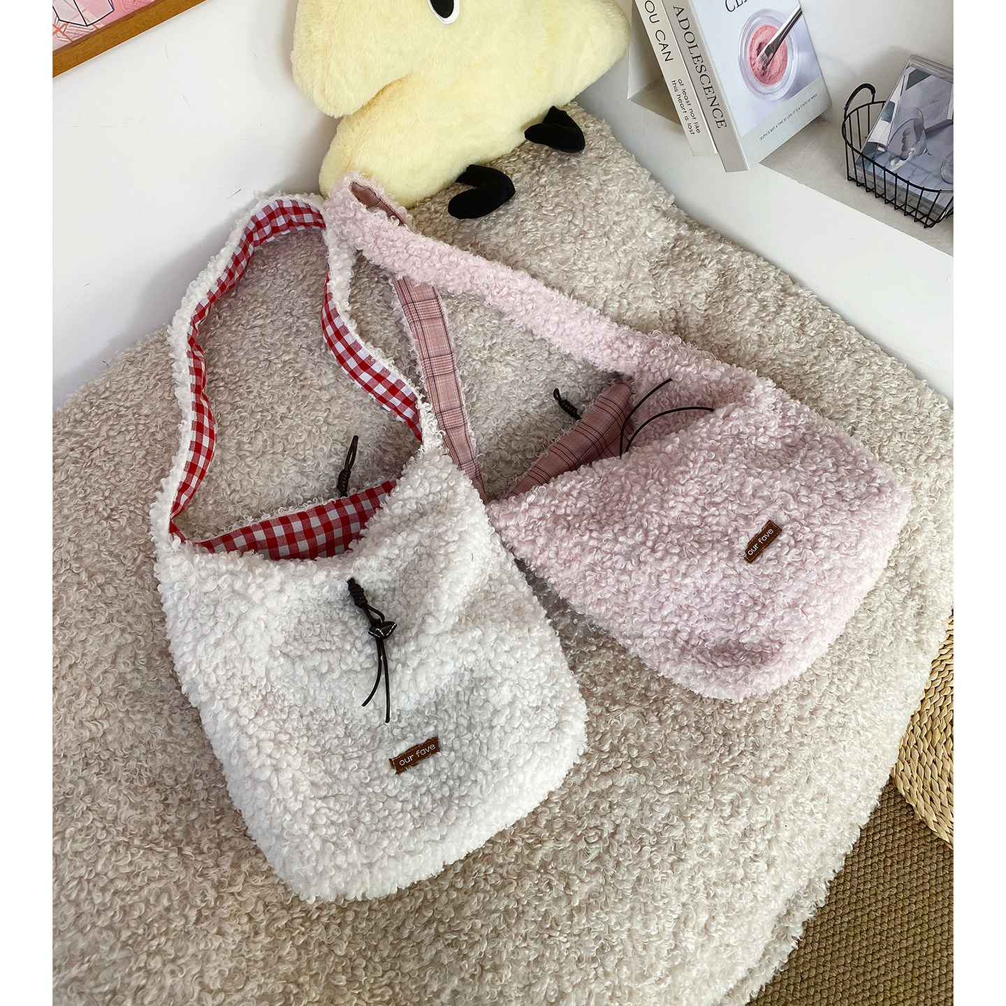 韩系慵懒风毛绒斜挎双面包百搭秋冬温柔小清新甜美格纹羊羔毛单肩,淘宝优惠券,粉丝福利购,淘宝优惠卷