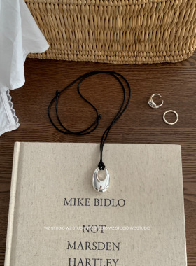 韩国ins同款黑绳立体水滴项链女