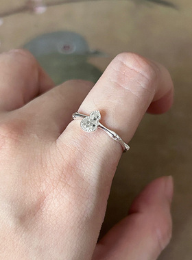 波光粼粼碎冰冰葫芦戒指女高级感