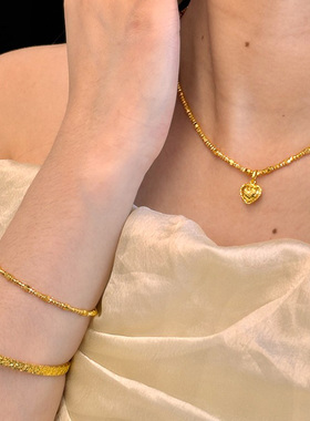 金色鱼鳞爱心吊坠项链女2025新款