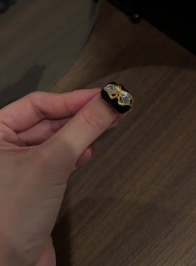 黑金仿珐琅蝴蝶戒指女高级感暗黑