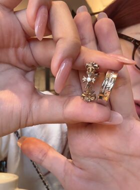 做旧鸢尾花十字架戒指女小众设计