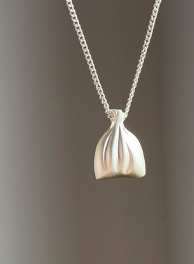 银色拉丝钱袋吊坠项链女2025新款