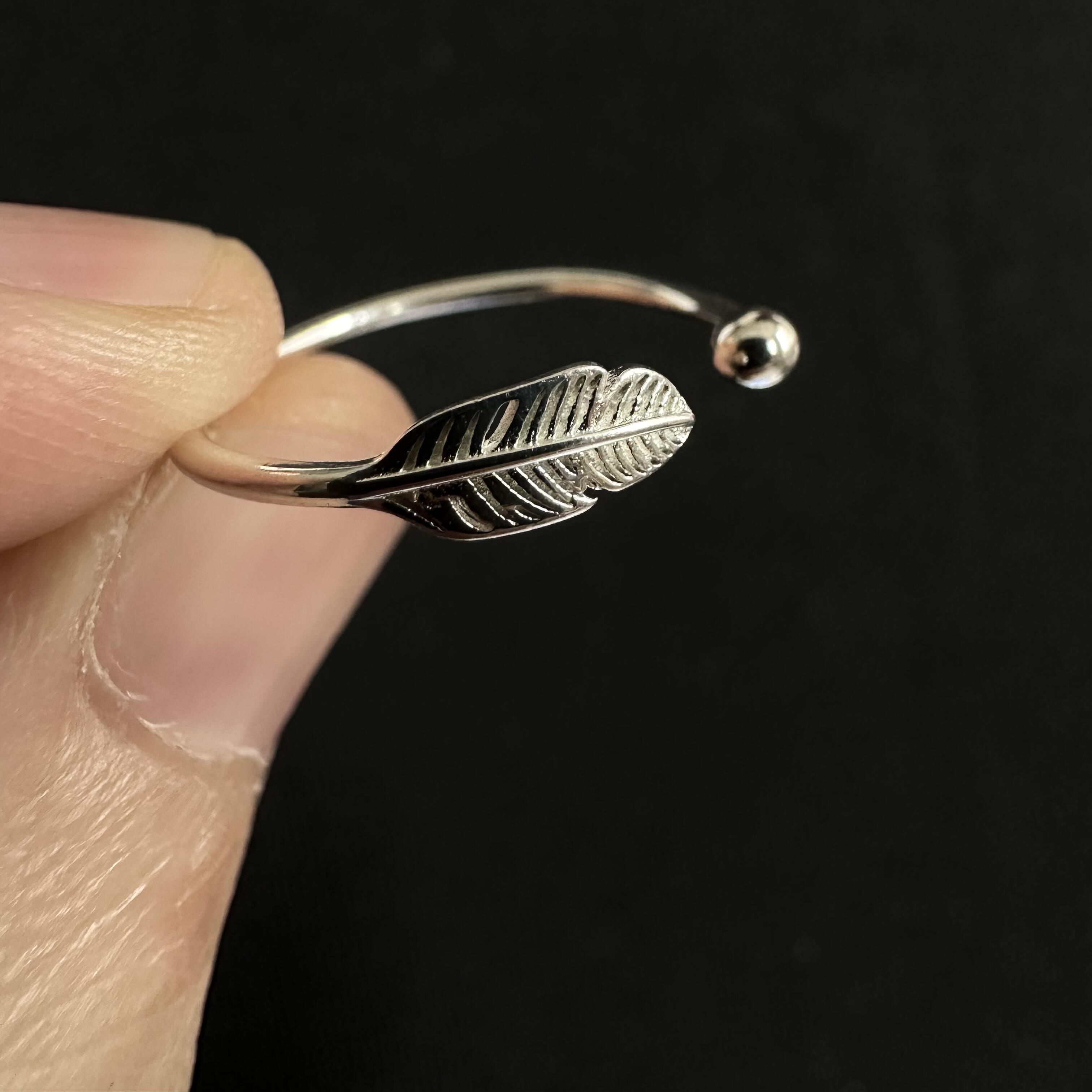 冷淡风树叶圆珠戒指女小众设计时尚个性食指戒2025新款轻奢高级感 - 图0