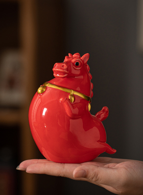 陶瓷马摆件红色唐马客厅办公室酒柜桌面装饰工艺品生肖马年吉祥物