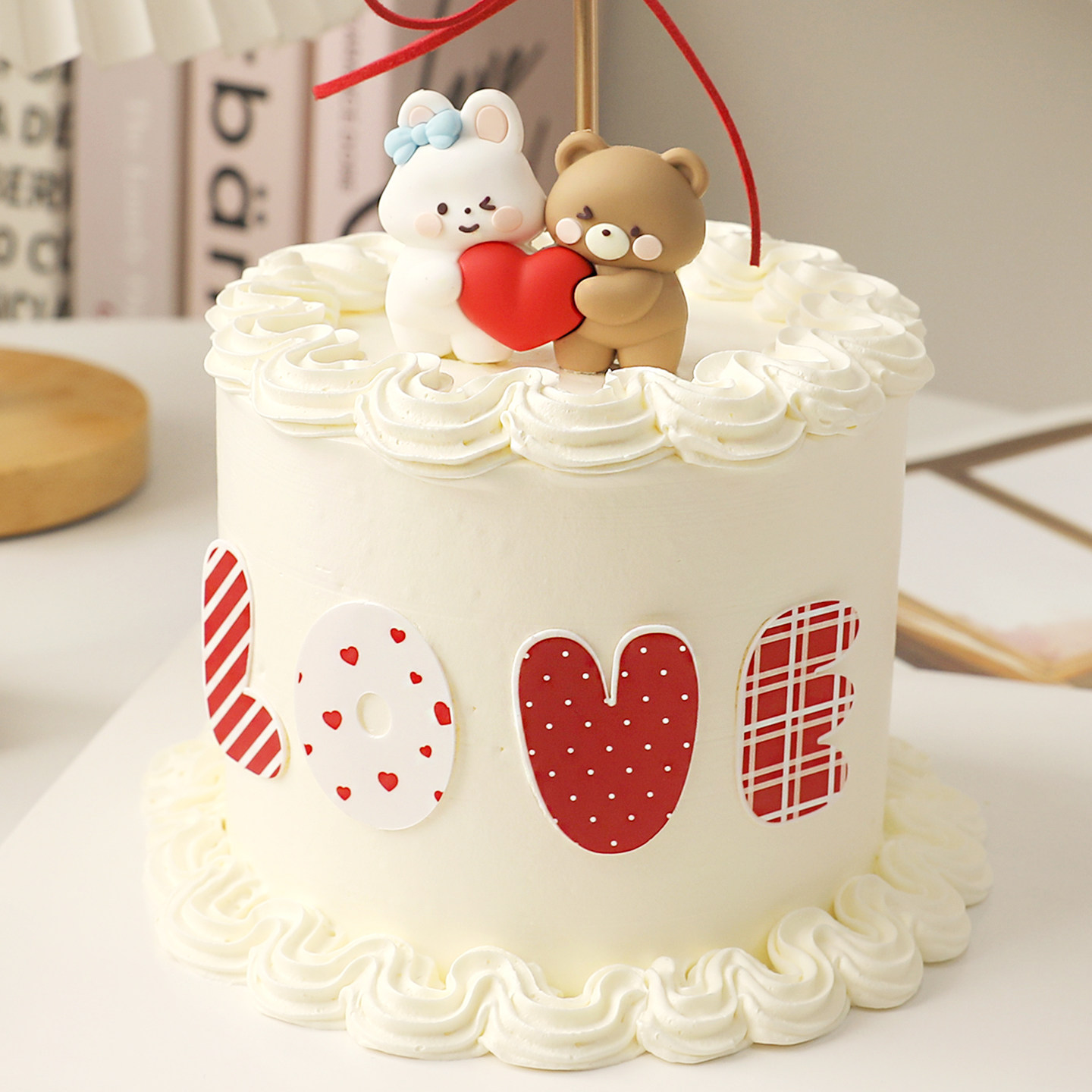 包邮网红情人节卡通软胶熊兔抱心摆件LOVE甜品派对 生日蛋糕装饰,淘宝优惠券,粉丝福利购,淘宝优惠卷