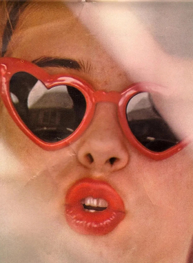 洛丽塔同款复古ins少女爱心墨镜桃心生日拍照时尚百搭太阳眼镜潮