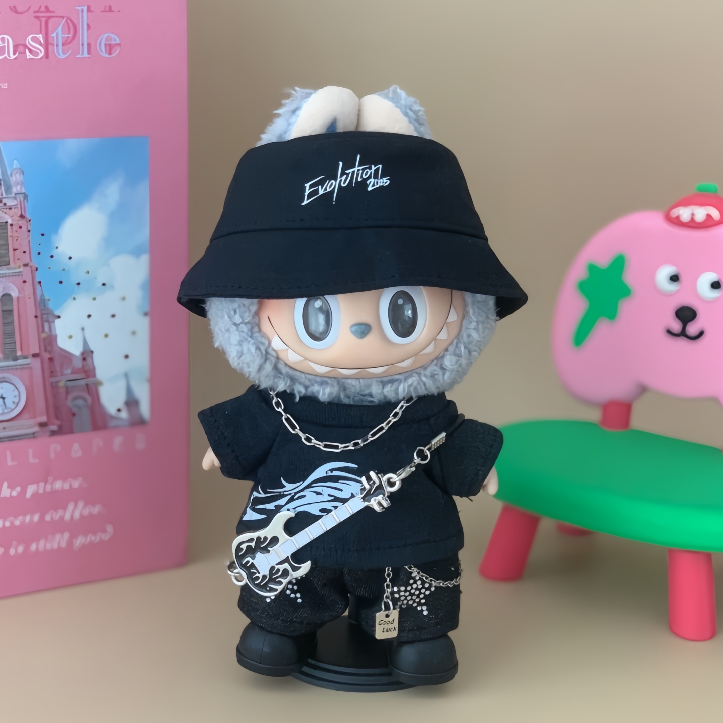 17cm拉布布labubu马卡龙挂件娃衣谢霆锋演唱会同款应援T恤套装 - 图0