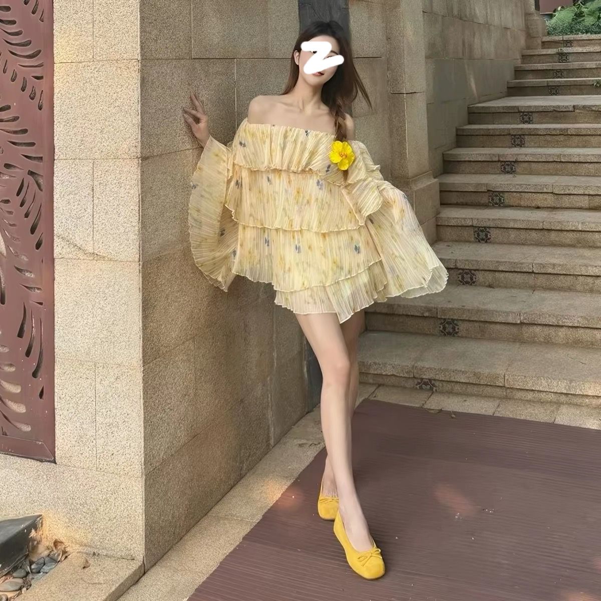 夏日绝美穿搭~唯美喇叭袖仙女碎花一字露肩性感荷叶花边短裤套装