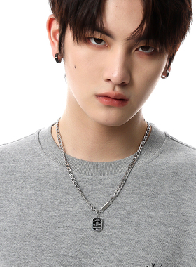 钛钢黑色英文铭牌项链