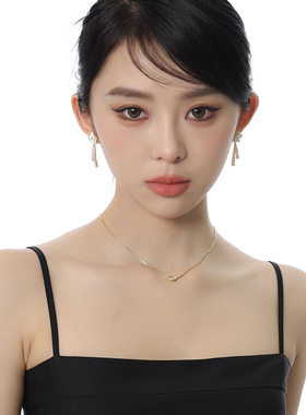 金色极简相思豆吊坠项链女轻奢