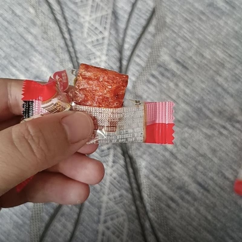 新日期大刀肉辣条儿时经典90小卖部辣条零食辣疙瘩怀旧麻辣素食网 - 图2