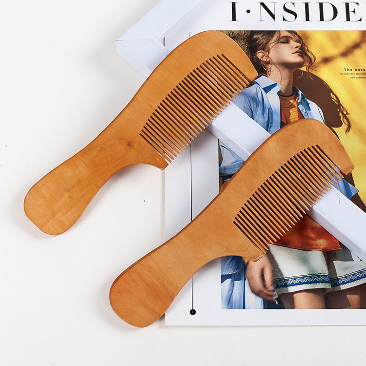 雕花桃木梳子居家室内个人护理按摩顺发木梳随身携带户外梳子,淘宝优惠券,粉丝福利购,淘宝优惠卷