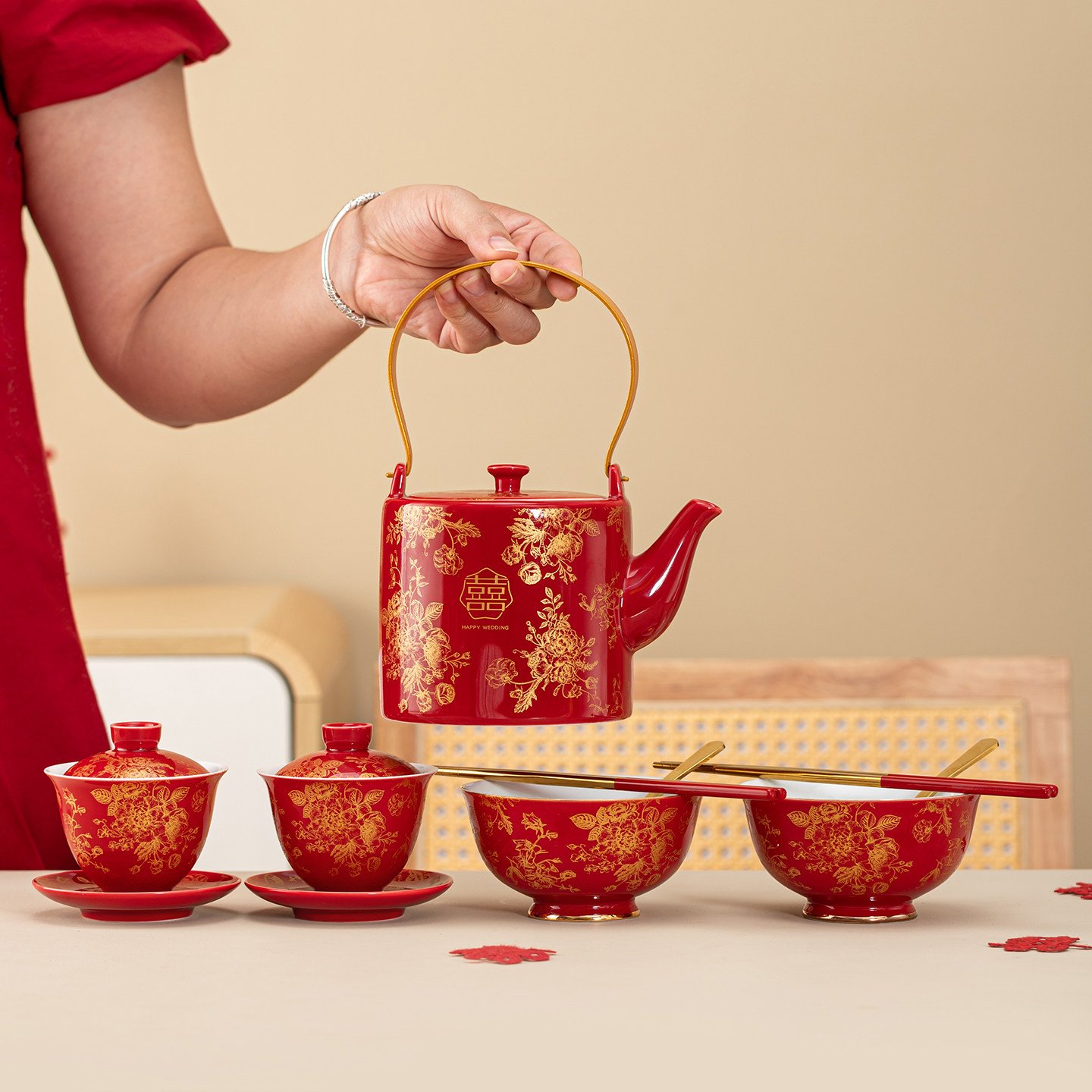 唐呈结婚碗筷喜碗套装繁花新婚夫妻碗一对改口敬茶杯子婚庆陪嫁品,淘宝优惠券,粉丝福利购,淘宝优惠卷