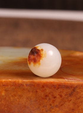 新疆和田玉籽料白玉单珠手链