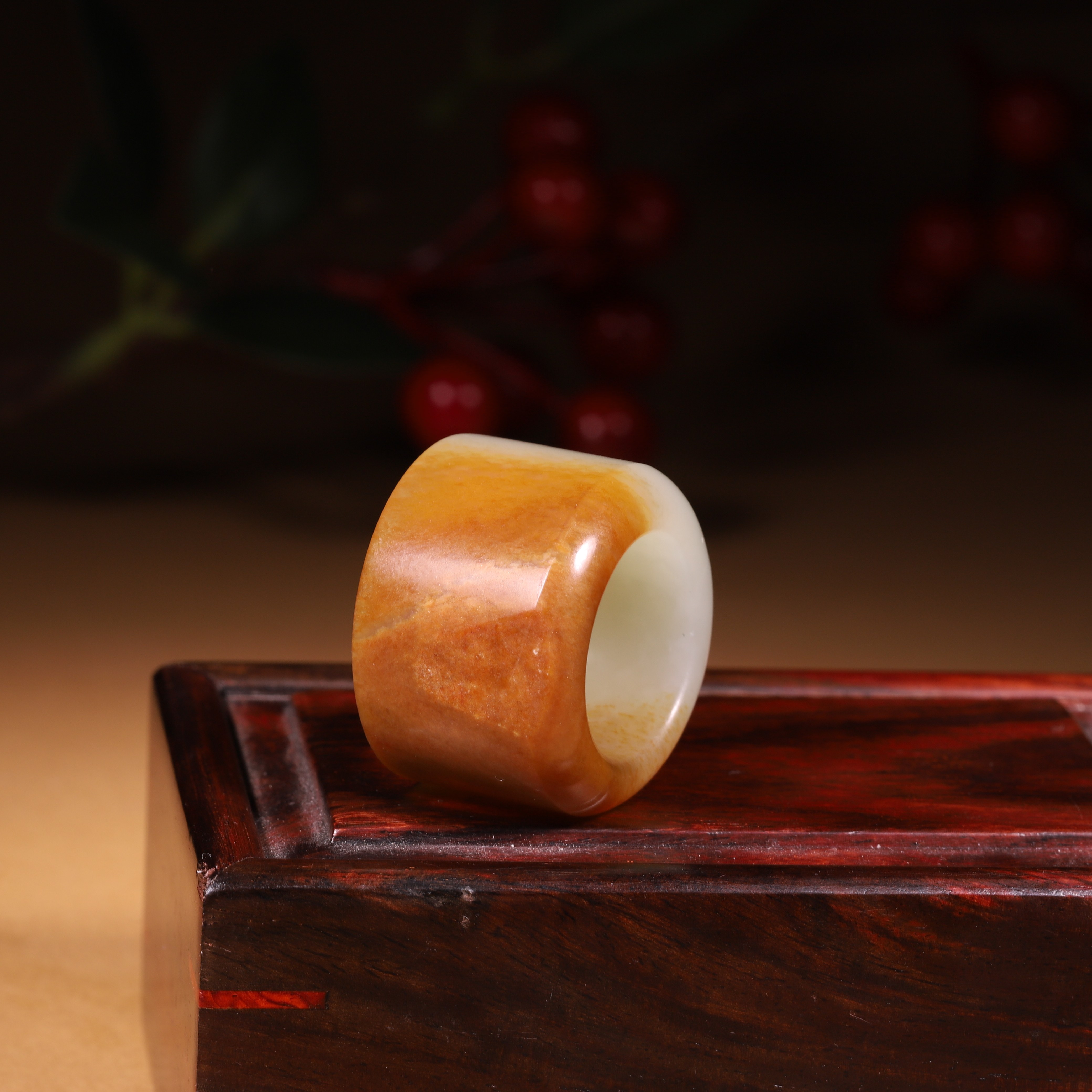 Hanyushe natural Xinjiang Hotan jade huangqin seed material