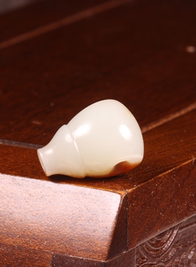 新疆和田玉籽料黄沁三通手链