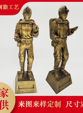 树脂材料仿真消防员人形公仔摆件客厅办公室装饰树脂摆件