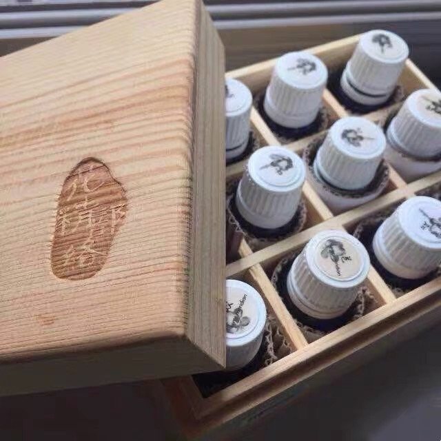 克丽缇娜花精部络花精部落臻萃精油小木盒套组身体全身护理12瓶装,淘宝优惠券,粉丝福利购,淘宝优惠卷