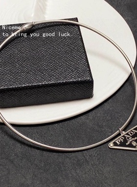 欧美倒三角项圈锁骨链