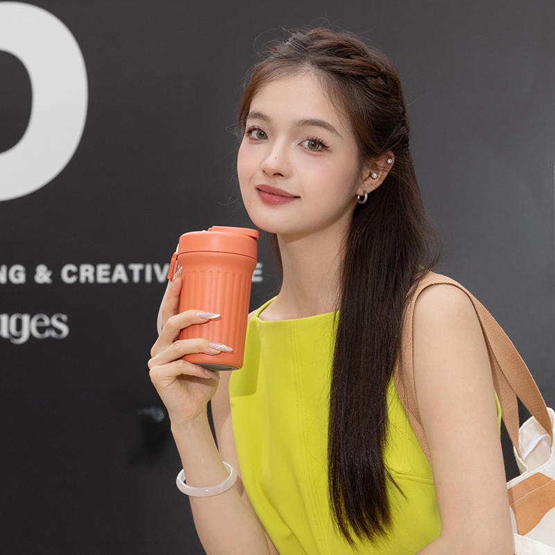 乐扣乐扣咖啡杯保温杯2024新款陶瓷内胆不锈钢女生高颜值保冷杯子
