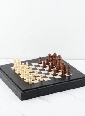 北欧轻奢端国际象棋鳄鱼皮棋盘桌面摆件书房客厅玄关家居装饰品